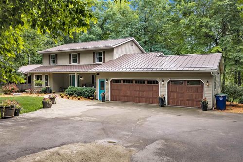 E2400 Lamplighter Lane, Farmington, WI, 54981 | Card Image