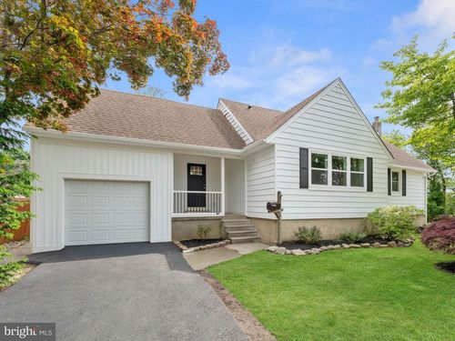 209 Lincoln Ave, WEST COLLINGSWOOD HEIGHTS, NJ, 08059-1917 | Card Image