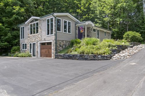 40 Coburn Ave, Skowhegan, ME, 04976-1206 | Card Image