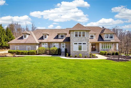 416 Hartwood Trl, Pittsburgh, PA, 15238-1186 | Card Image
