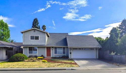 8460 Lancaster Dr, Rohnert Park, CA, 94928-4513 | Card Image