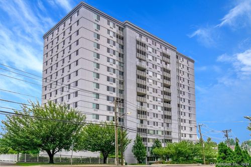 apt-16d-1 Strawberry Hill Ave, Stamford, CT, 06902-2628 | Card Image