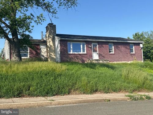 160 Linden St, POTTSTOWN, PA, 19464-6289 | Card Image