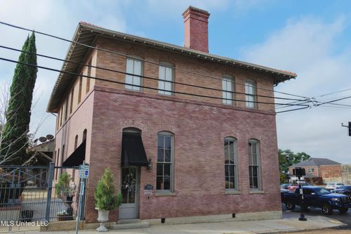 2a-200 State St, Natchez, MS, 39120-3413 | Card Image