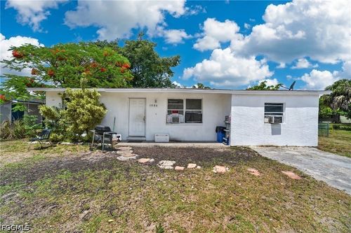 1904 Fountain St, Fort Myers, FL, 33916-4426 | Card Image