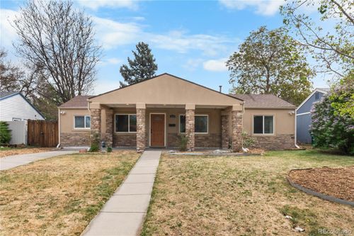 3056 S Grape Way, Denver, CO, 80222-6810 | Card Image