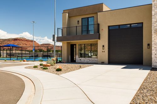 a6-425 W Momori Cir, Kanab, UT, 84741-6366 | Card Image