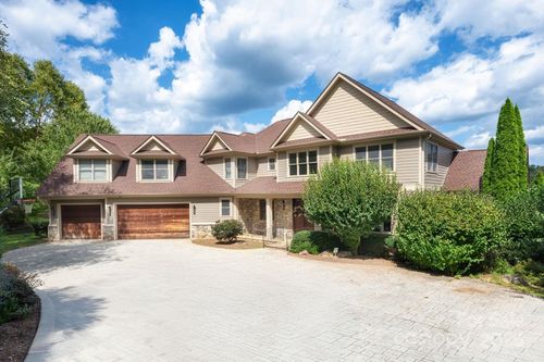 31 Bradford Vistas, Fletcher, NC, 28732-8544 | Card Image