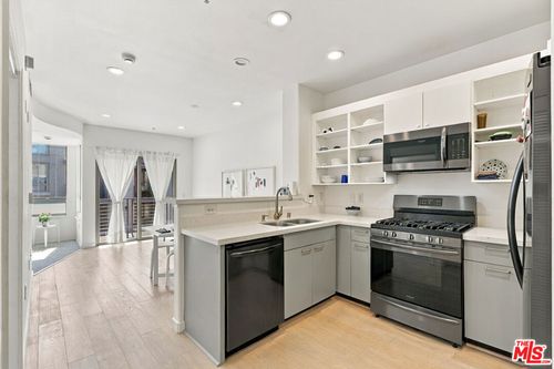 419-100 S Alameda St, Los Angeles, CA, 90013-1701 | Card Image