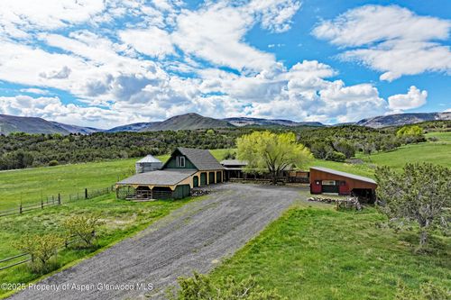10491 54 7/10 Rd, Molina, CO, 81646-5011 | Card Image