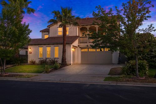 2564 Summerland Way, Roseville, CA, 95747-8876 | Card Image