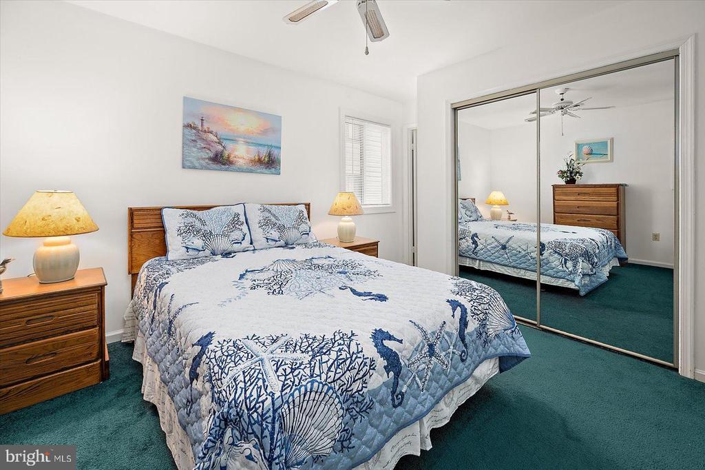 Residential in OCEAN CITY 5