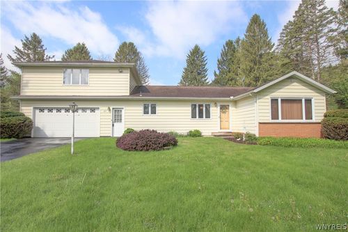 500 Ostrander Rd, East Aurora, NY, 14052-1212 | Card Image