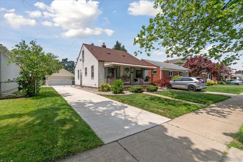 1766 Cora St, Wyandotte, MI, 48192-7218 | Card Image
