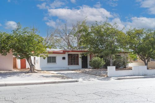 1413 S Locust Street, Las Cruces, NM, 88001 | Card Image