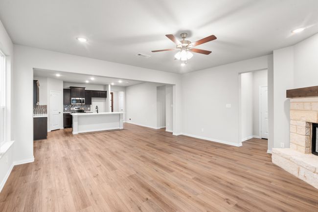 1241 Comal Ln, House other with 4 bedrooms, 2 bathrooms and null parking in Springtown TX | Image 15