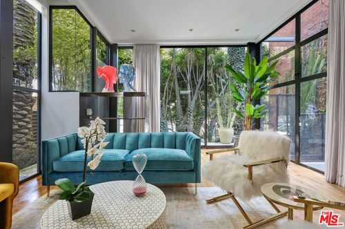 7 Vicente Ter, Santa Monica, CA, 90401 | Card Image