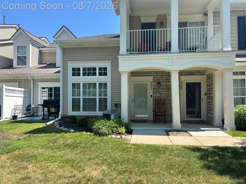 25588 Sun Sail Ct, Harrison Township, MI, 48045-3068 | Card Image