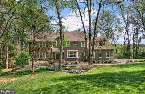 1207 Tullamore Cir, CHESTER SPRINGS, PA, 19425-1214 | Card Image