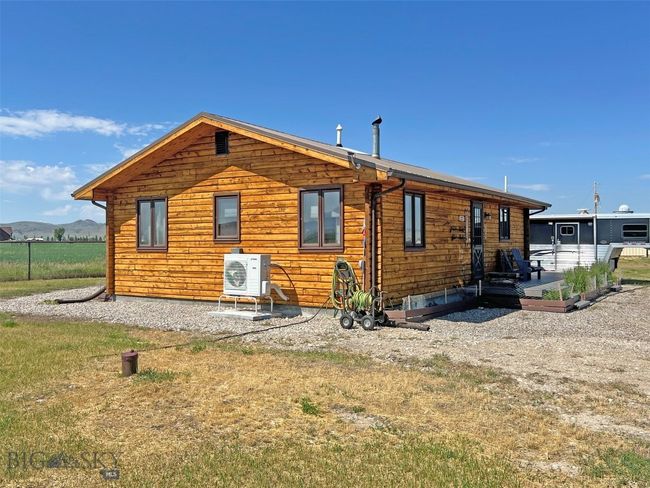 143 Aurora Ln, House other with 2 bedrooms, 1 bathrooms and null parking in Dillon MT | Image 4