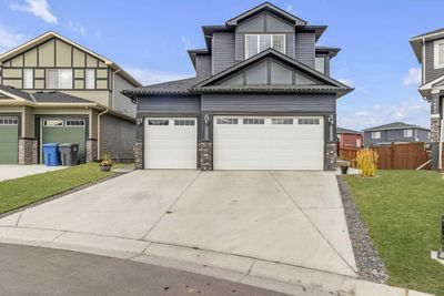 1410 Price Close, House detached with 4 bedrooms, 3 bathrooms and 5 parking in Carstairs AB | Image 1