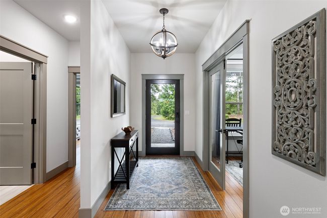 321 W Berry Ridge Rd, House other with 3 bedrooms, 2 bathrooms and 3 parking in Shelton WA | Image 8