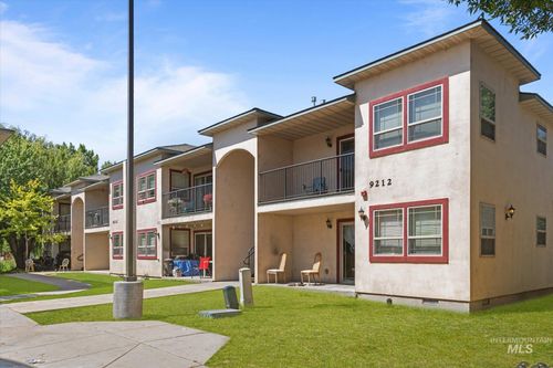 9212 W Brogan Dr, Boise, ID, 83709-6878 | Card Image