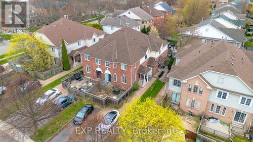 112 Laurendale Avenue, Hamilton (Waterdown), ON, L0R2H3 | Card Image