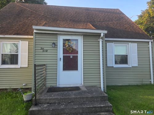 1040 Farmington Ave, Bristol, CT, 06010-3937 | Card Image