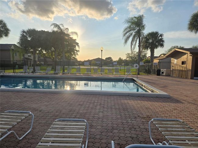 APT-202 - 10002 Winding Lake Rd, Condo with 2 bedrooms, 2 bathrooms and null parking in Sunrise FL | Image 25