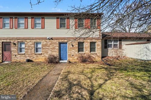 6903 Salem Park Cir, MECHANICSBURG, PA, 17050-8113 | Card Image