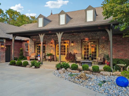 12381 Florence, Jenks, OK, 74037-9703 | Card Image