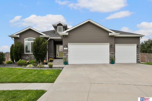 3109 N 93rd Ct, Lincoln, NE, 68507-6410 | Card Image