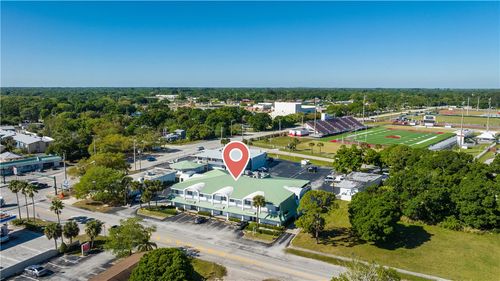 1635 14th Ave, Vero Beach, FL, 32960-0435 | Card Image