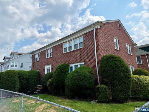 107-103-107 Mount Vernon Pl, Newark, NJ, 07106-3307 | Card Image