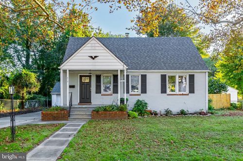 412 Manor Ave, Carneys Point, NJ, 08069-2905 | Card Image