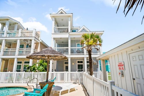 8-4903 State Highway 361, Port Aransas, TX, 78373-9704 | Card Image