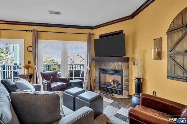 12 - 1-12 Pine Cres, Condo with 1 bedrooms, 1 bathrooms and null parking in Vernon NJ | Image 12
