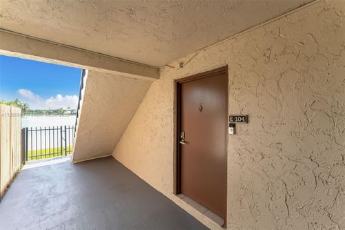 apt-e104-8307 Sw 142nd Ave, Miami, FL, 33183-4011 | Card Image