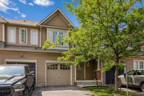 23-8 Bradley Ave, Hamilton, ON, L0R1C0 | Card Image