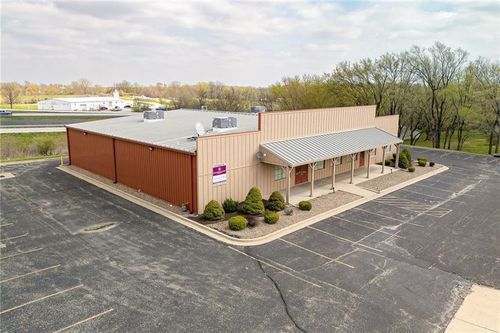 12819 Country Place Dr, Country Club, MO, 64505-3715 | Card Image