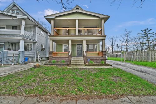 9612 Lamontier Ave, Cleveland, OH, 44104-4738 | Card Image