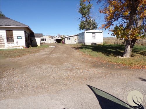 410 4th Ave E, Roundup, MT, 59072 | Card Image