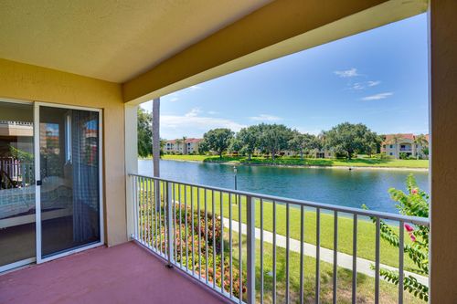 apt-206-1640 N 42nd Cir, Vero Beach, FL, 32967-8121 | Card Image