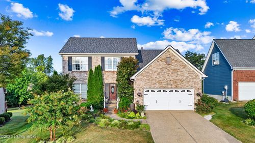 2105 Sugarmaple Dr, La Grange, KY, 40031-7951 | Card Image