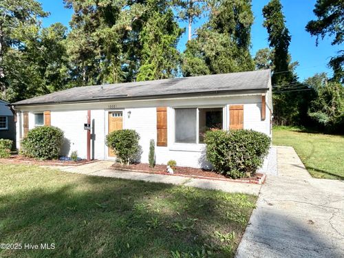 16081 Bronco Dr, Laurinburg, NC, 28352-6783 | Card Image