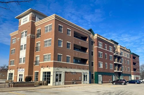 apt-430-30 Nugent St, Glenwood, IL, 60425-1092 | Card Image