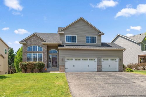 2810 White Eagle Dr, Woodbury, MN, 55129-4291 | Card Image