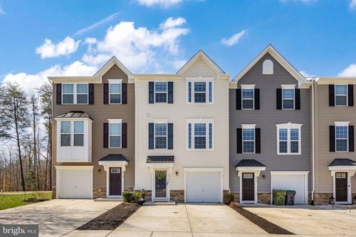 6516 Crittenden Ln, SPOTSYLVANIA, VA, 22553-1893 | Card Image
