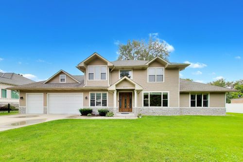 2311 N Arlington Heights Rd, Arlington Heights, IL, 60004-2528 | Card Image
